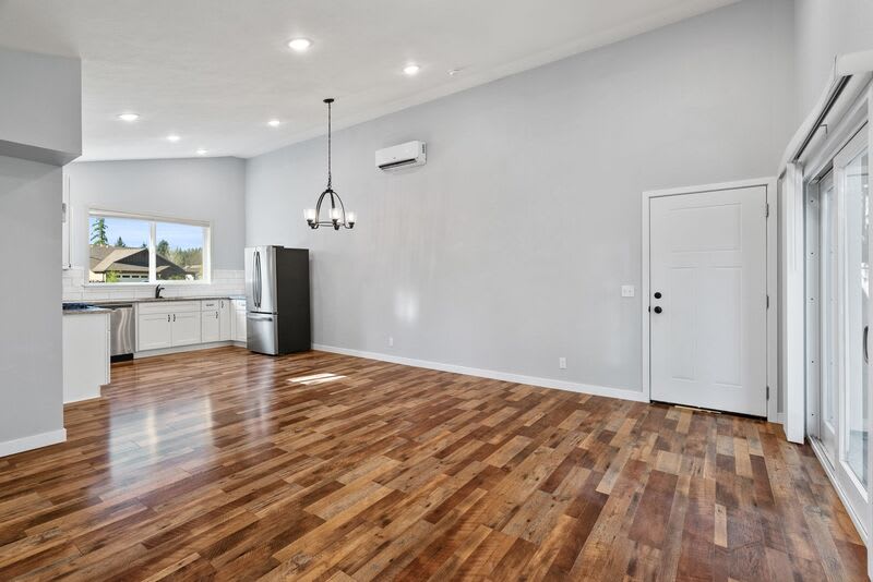 900 Westwood Drive – photo 3