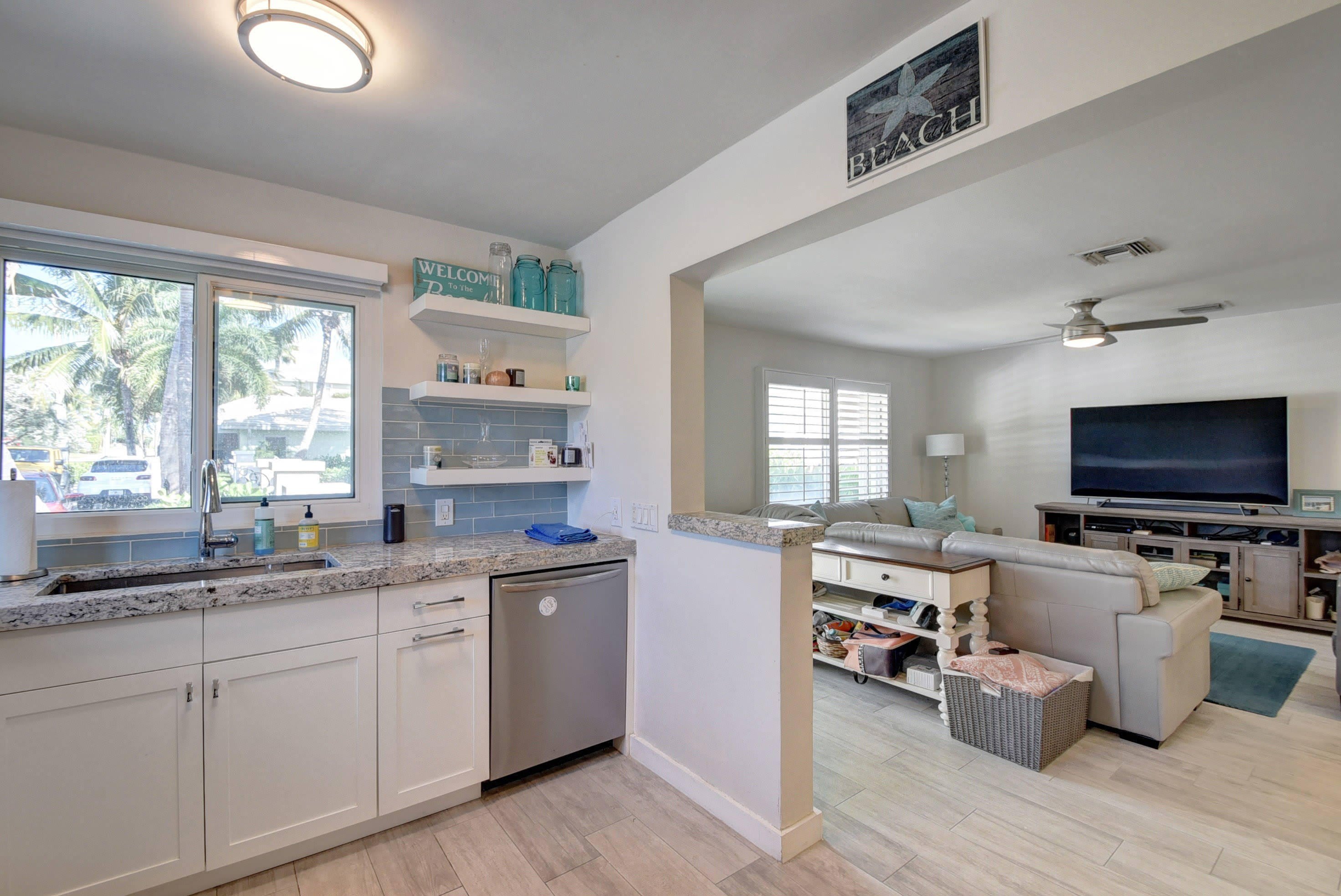 1020 Casuarina Road – photo 3