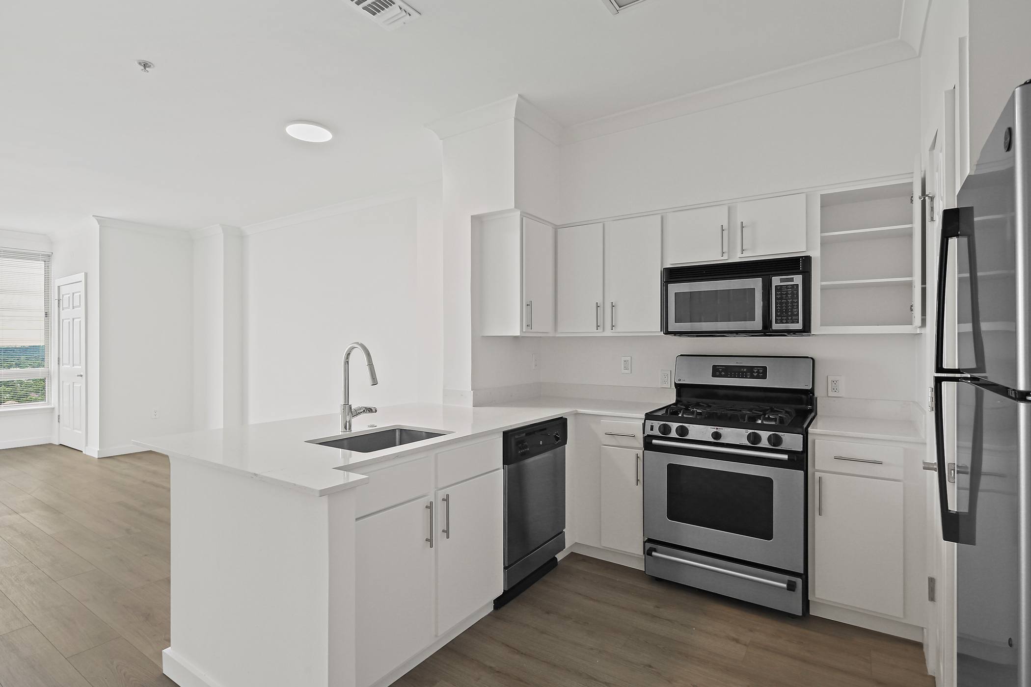 Ballston Place – photo 1