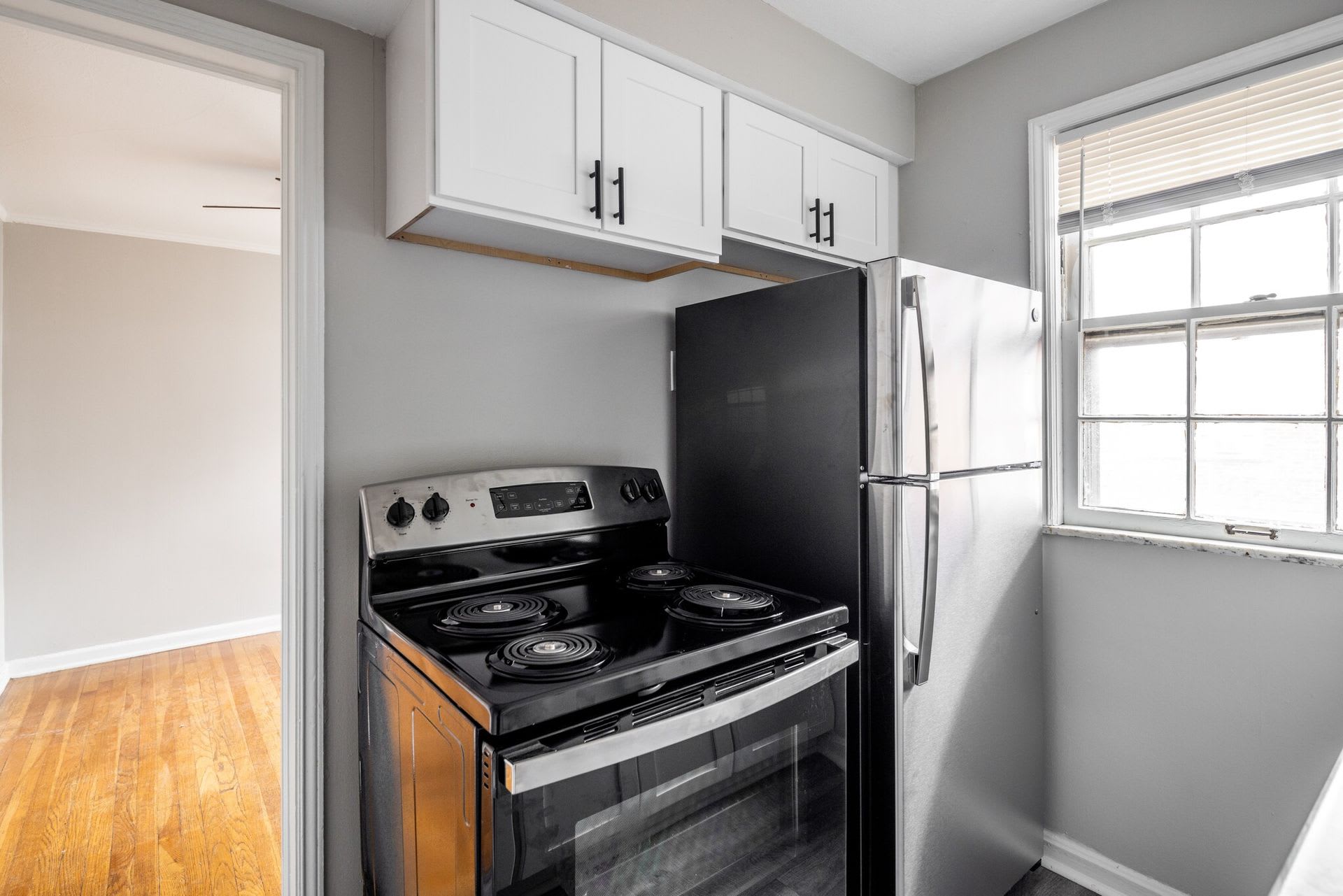 18033 Chagrin Boulevard – photo 4