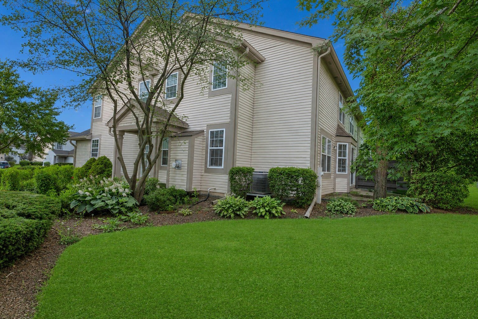 651 Lancaster Circle – photo 3