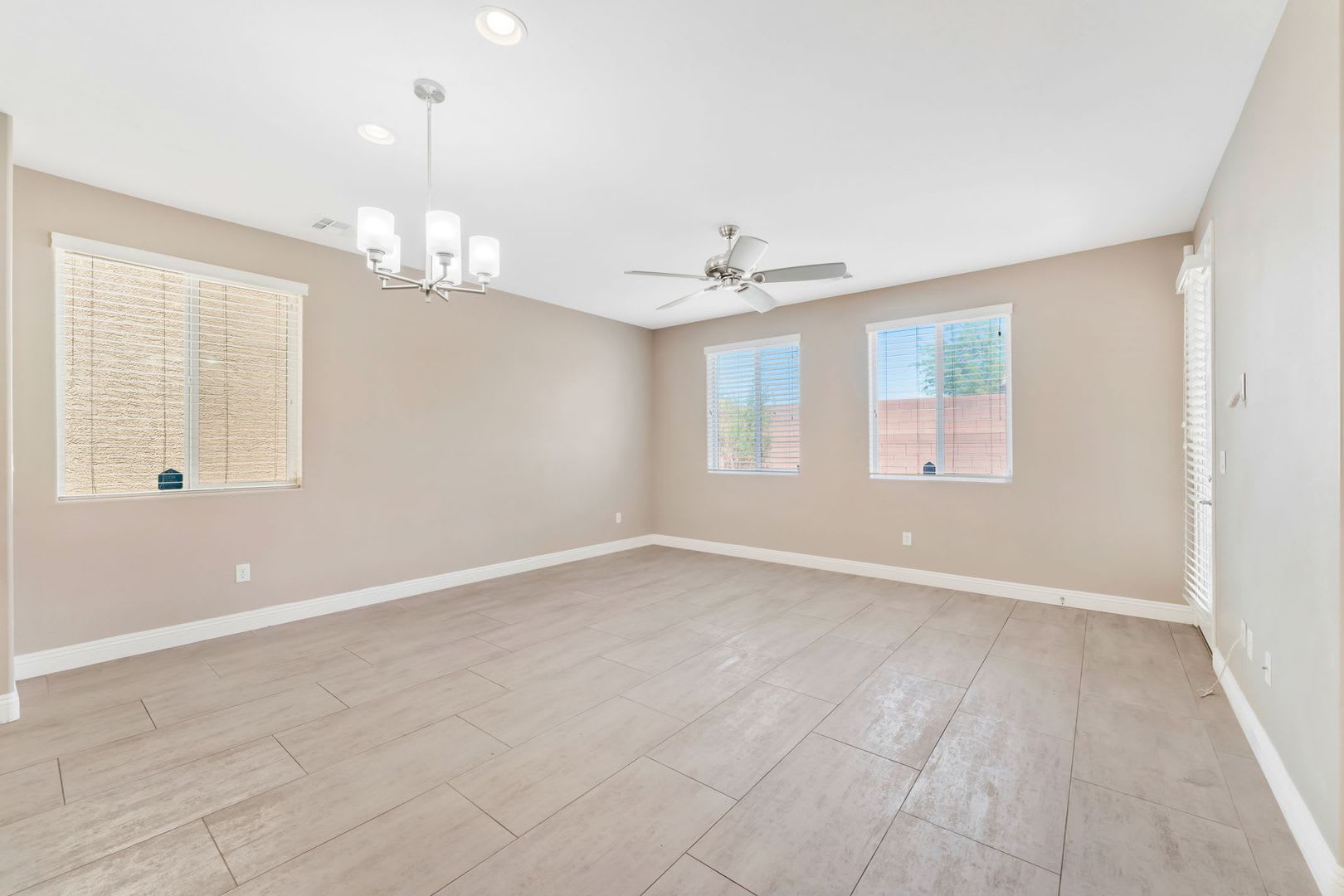 Modern Comfort Meets Flexible Living In The Heart Of Southwest Las Vegas – photo 4