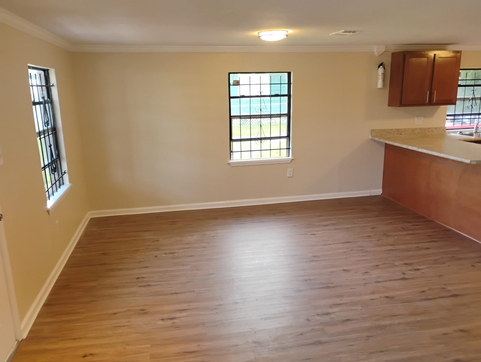 1338 Weare St – photo 3