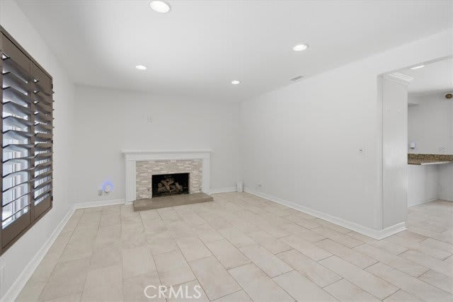 23161 Tulip Street – photo 5