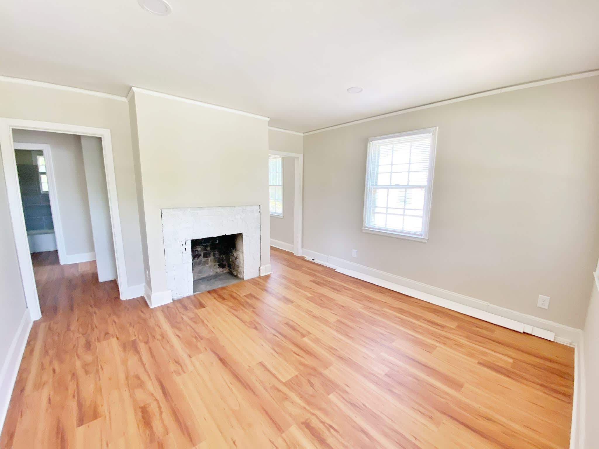306 North Ireland Street – photo 2