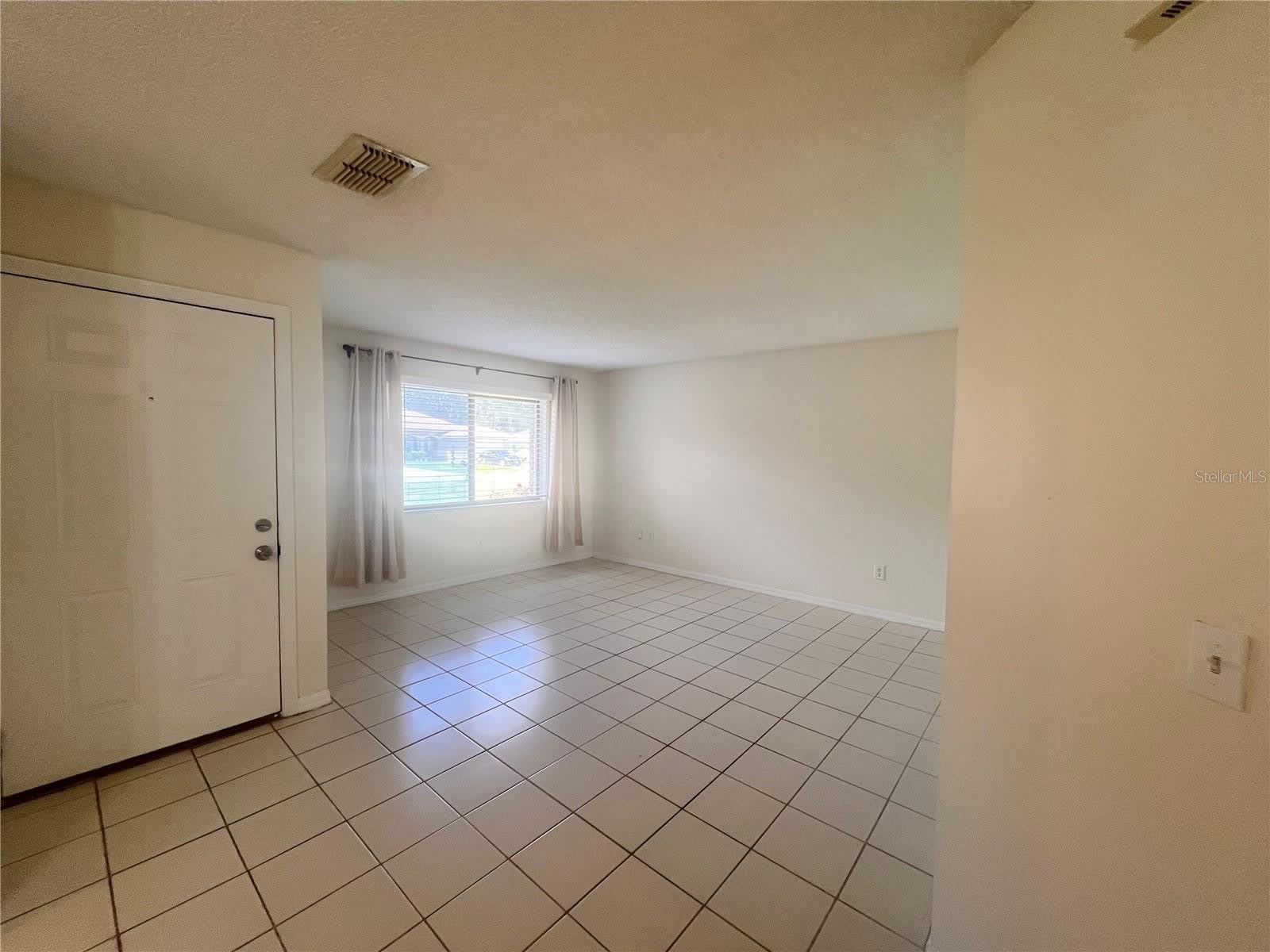 73 PROVIDENCE Lane – photo 3