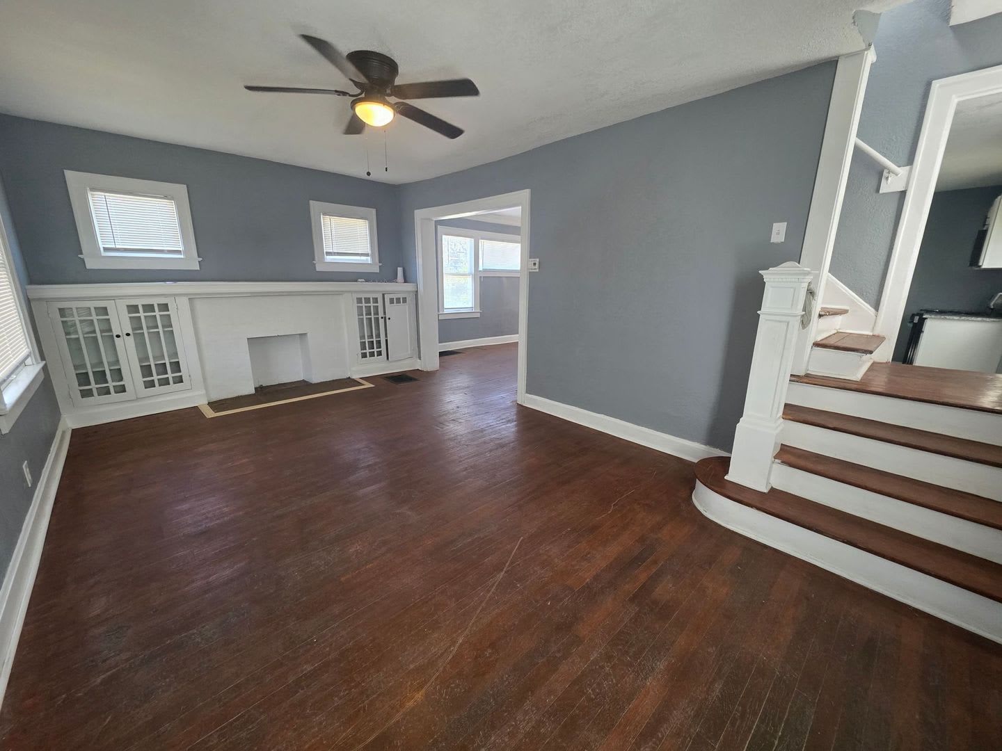 Charming 4 Bedroom, 2 Bath Home with Character & Space – photo 2