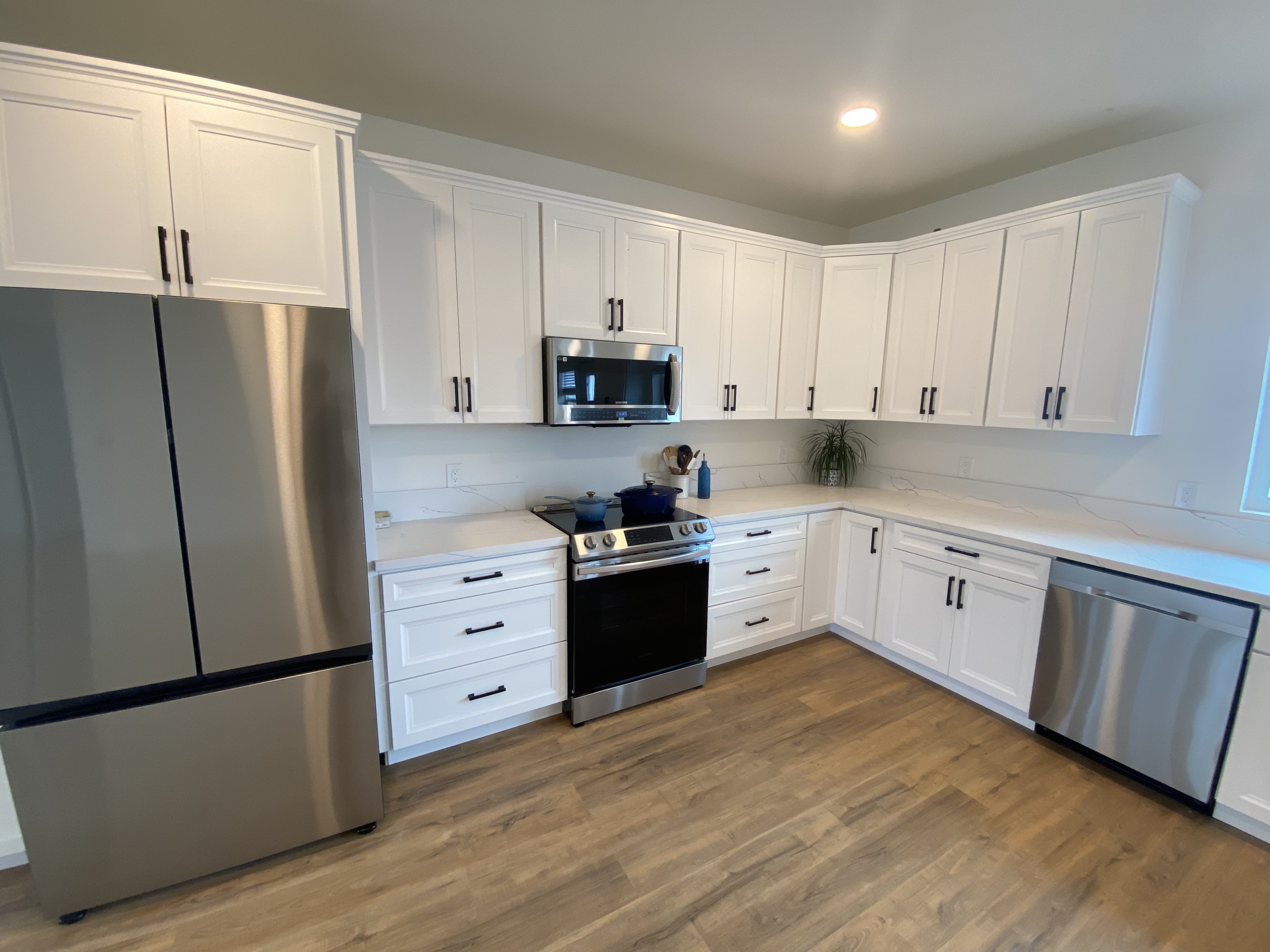 770 Delaware St – photo 4