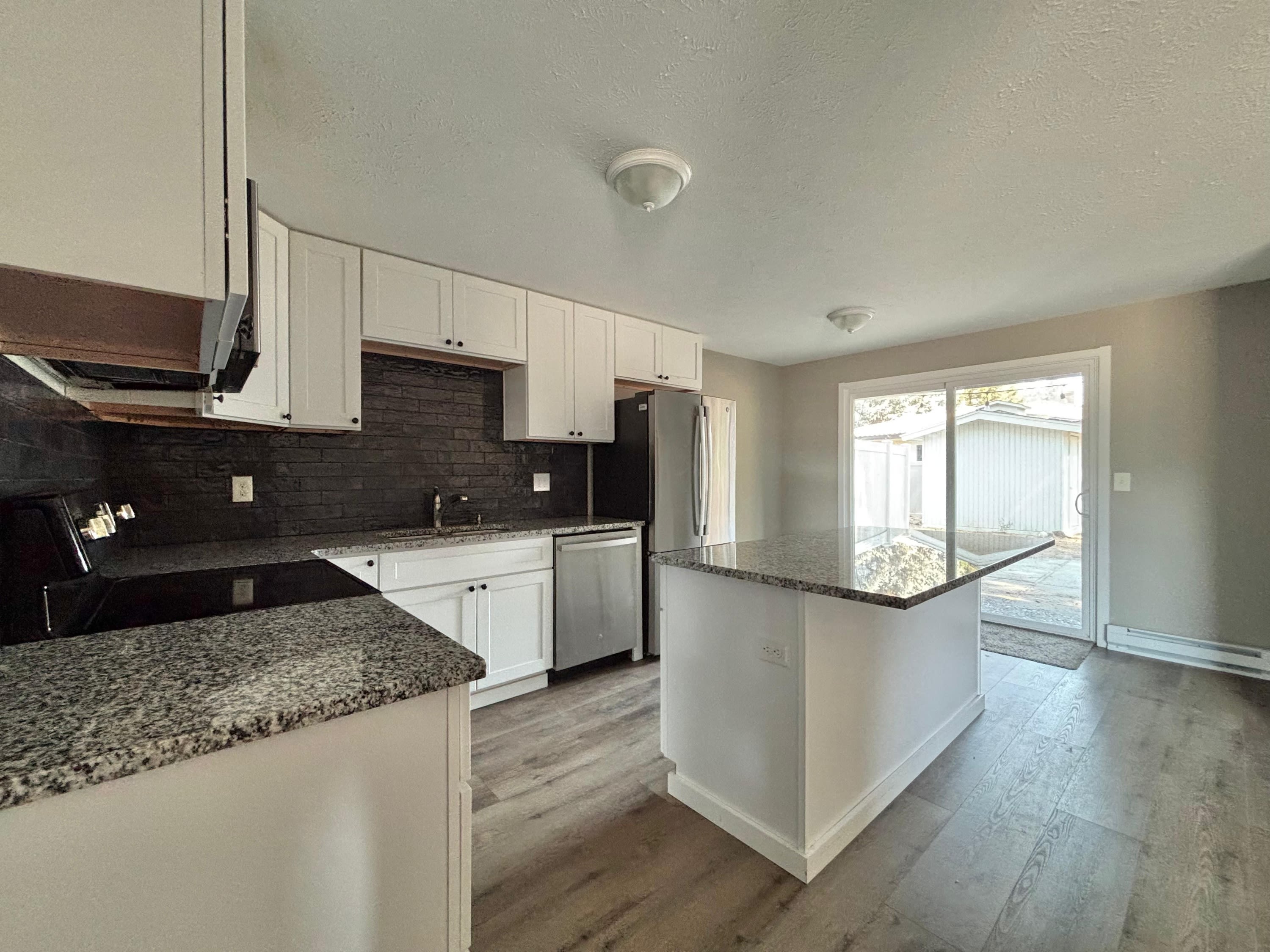 2405 South University Road – photo 3