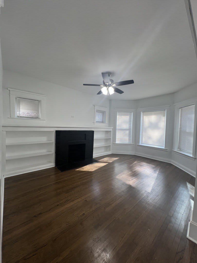 6151 S Langley Avenue – photo 2