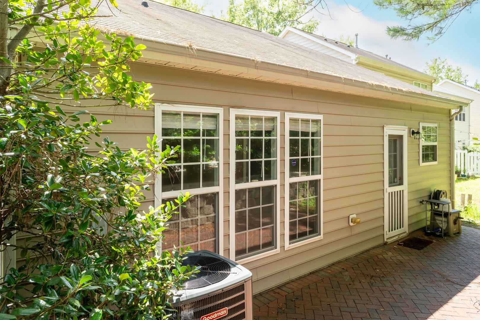 Cute Ranch Home near Southpoint and RTP – photo 5