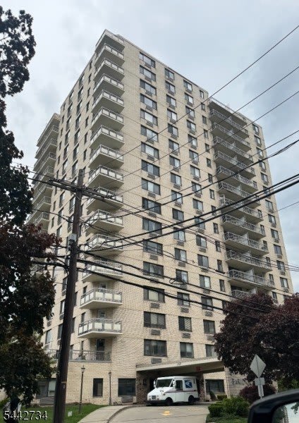 307 Prospect Ave – photo 2