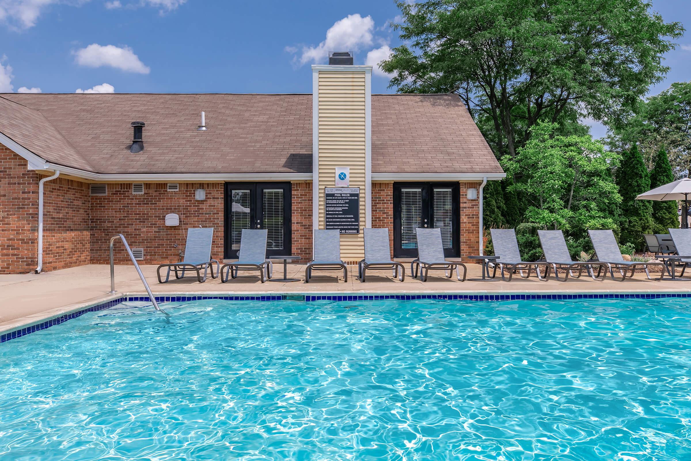 21541 Collingham Avenue – photo 4