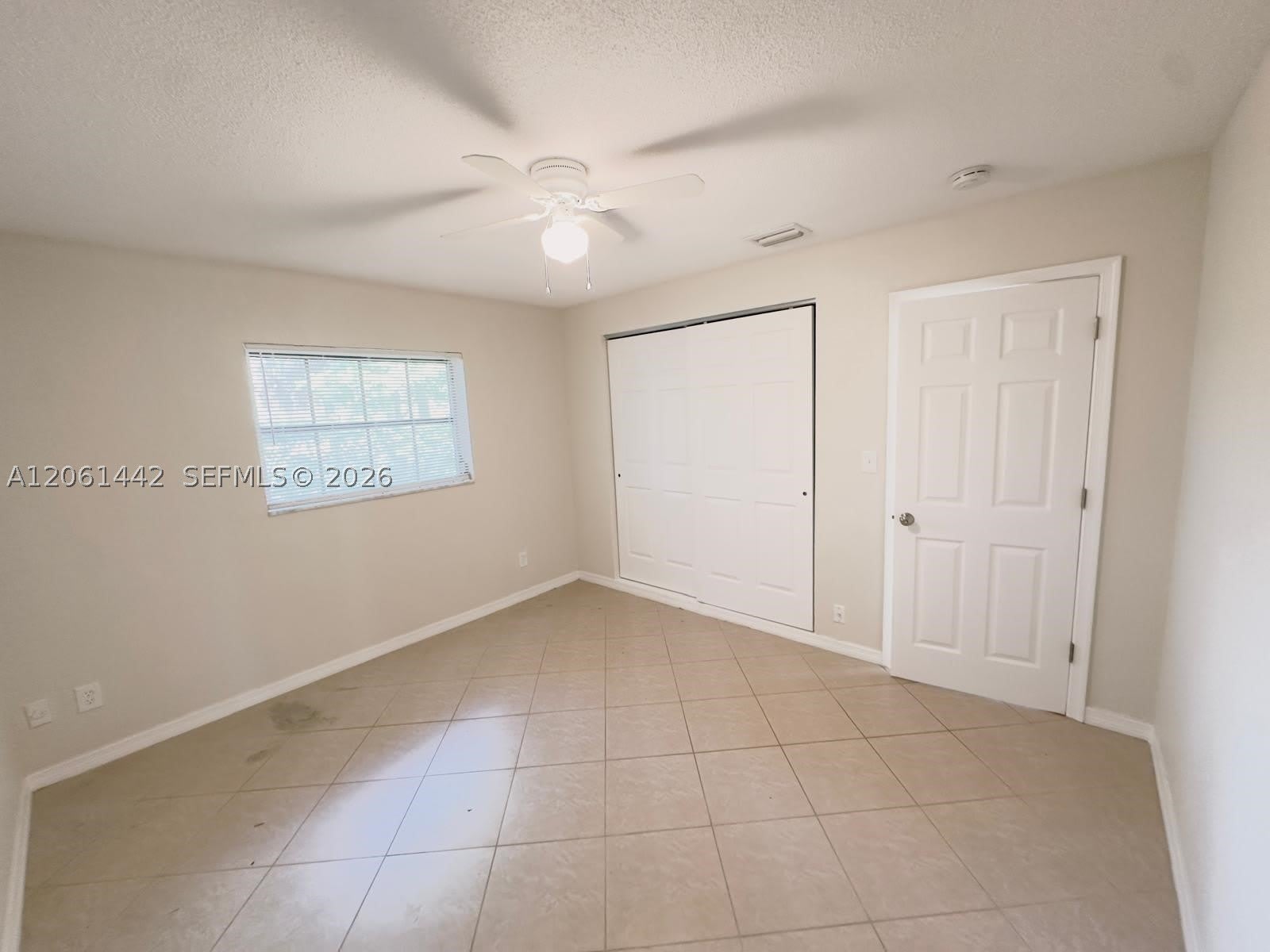 9010 NW 38th Dr – photo 5