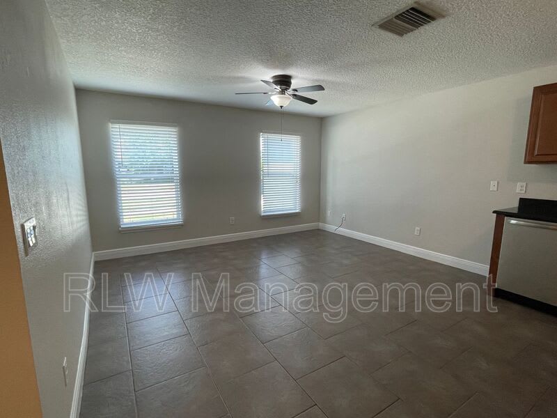 528 E Citrus Ave – photo 5