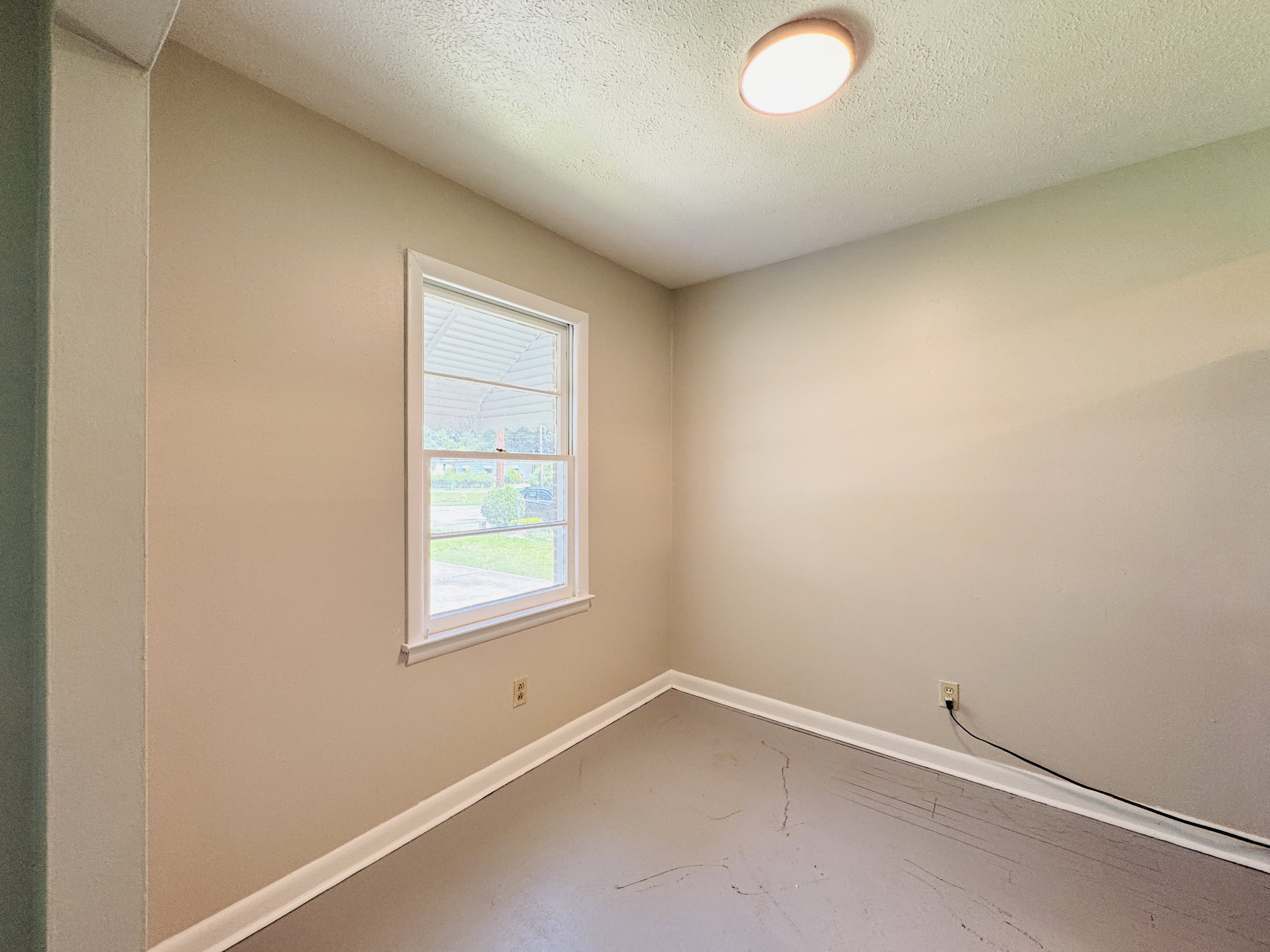 1048 Vera Dr – photo 5