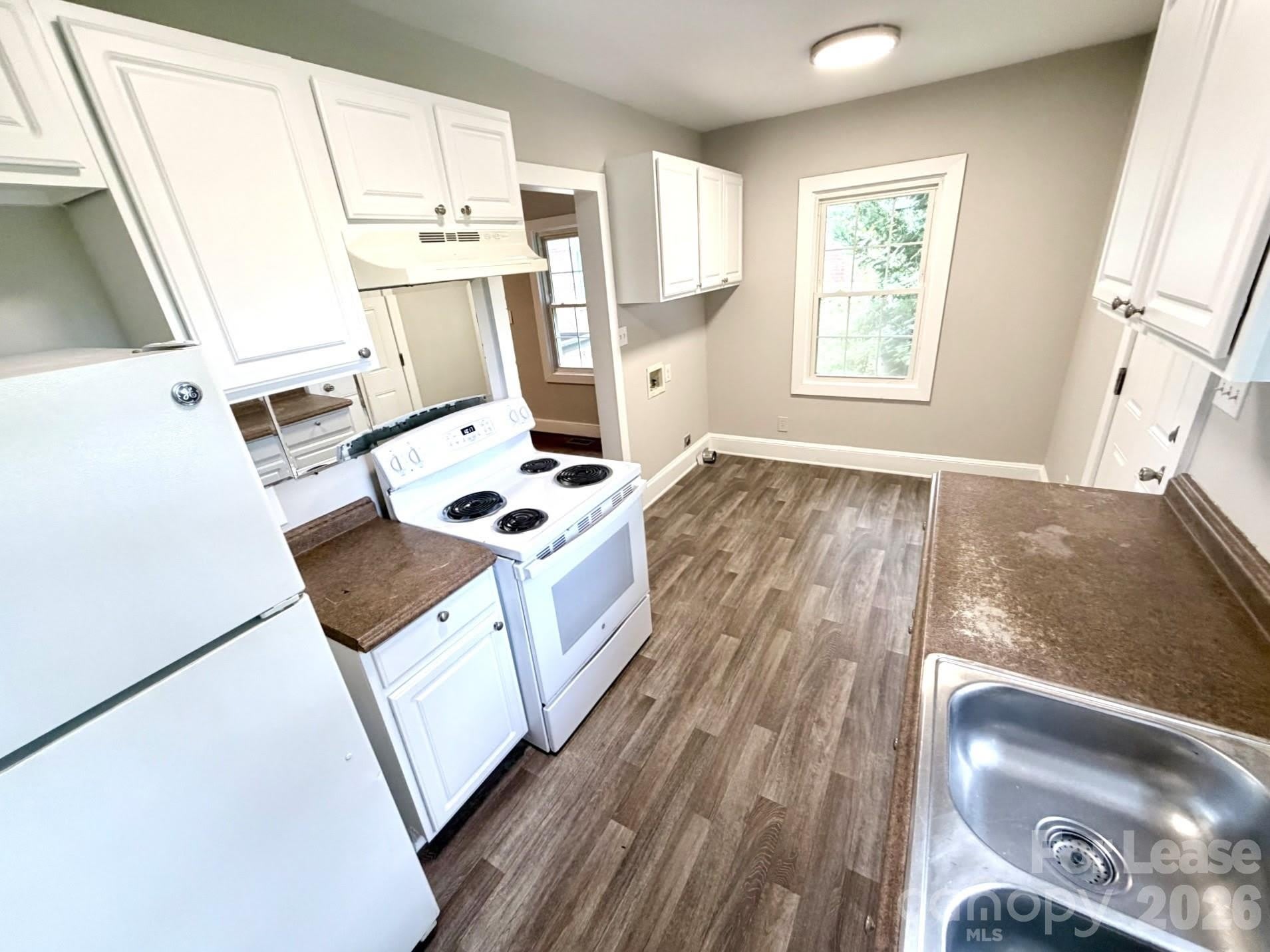 1615 Bancroft Street – photo 5