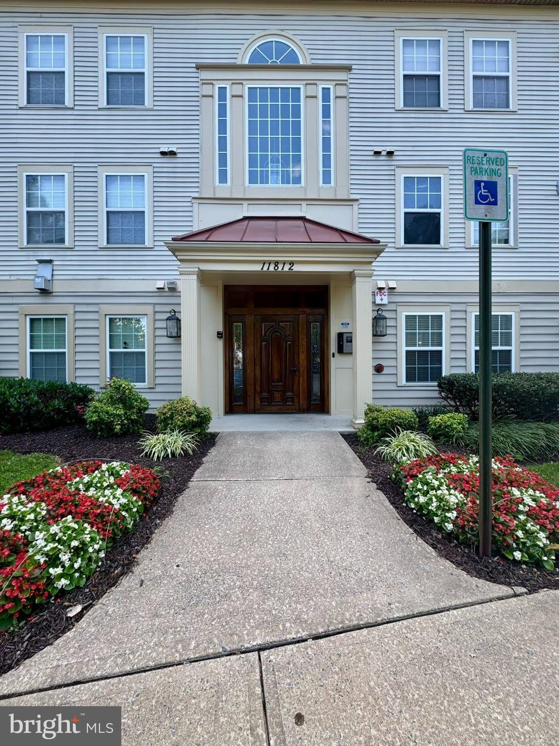 11812 ETON MANOR Drive – photo 2