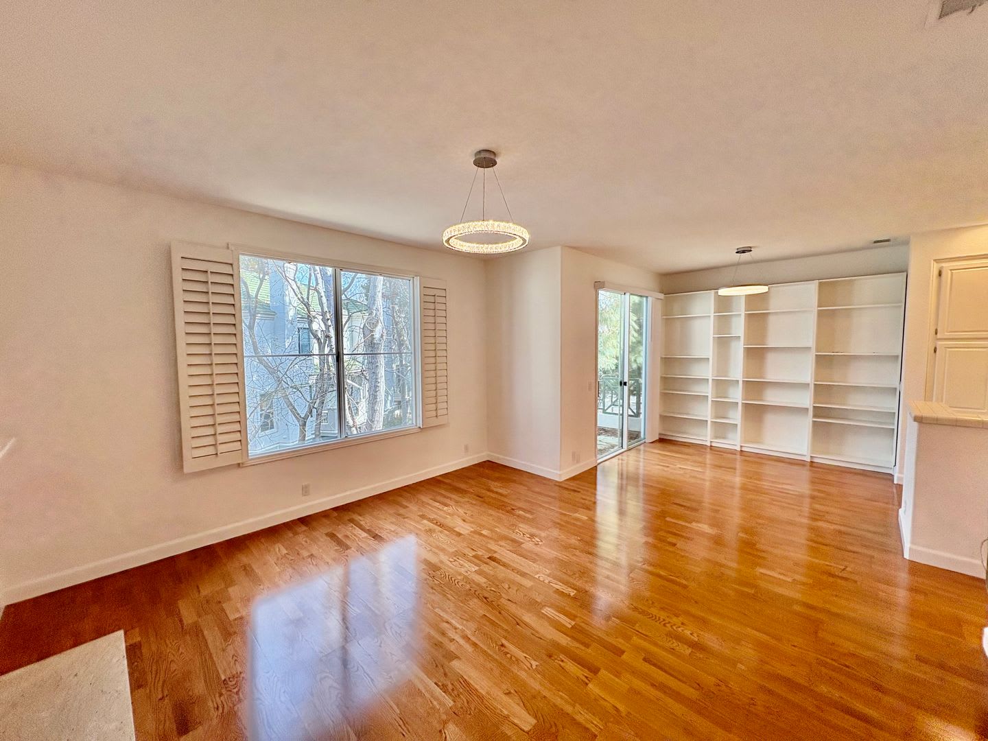 Convenient And Private Silicon Valley Townhouse – photo 2