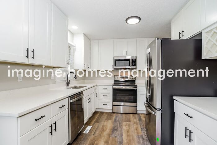 10010 West Moody Park Drive – photo 5