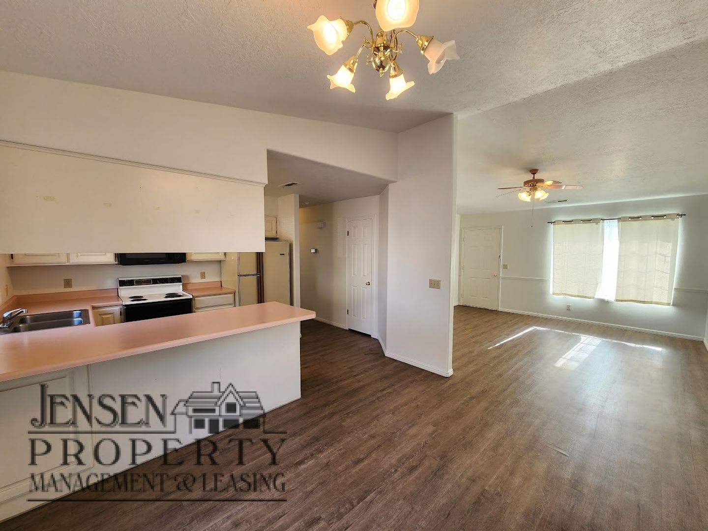 Two Bedroom Home-Community Pool – photo 5