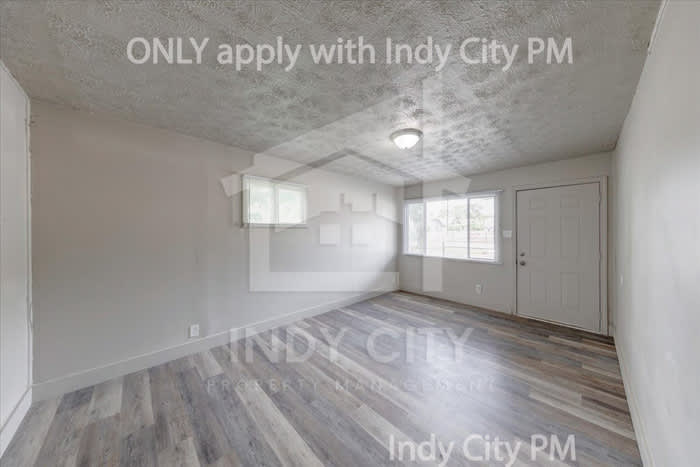 3209 East 26th Street – photo 4