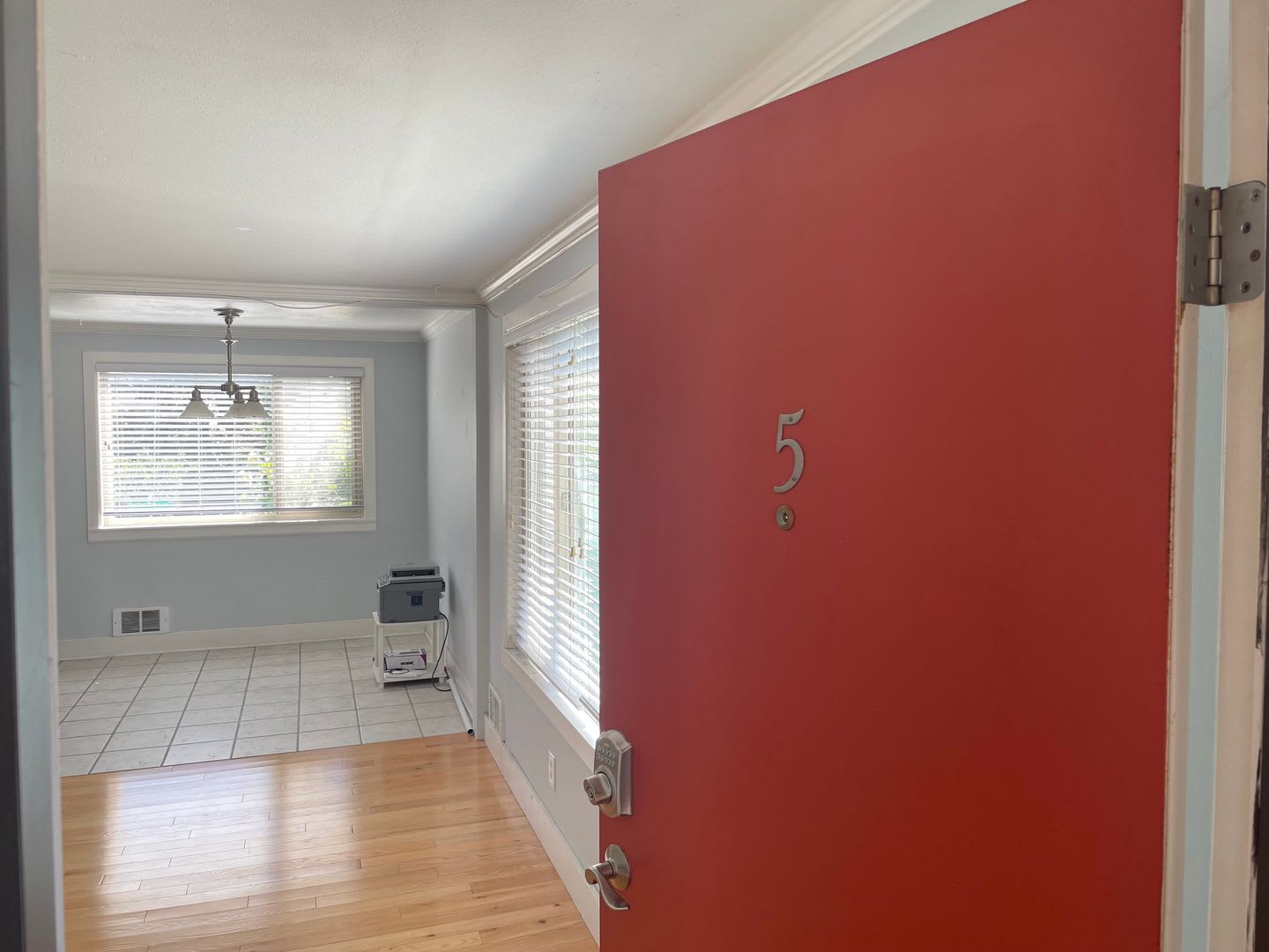 Wallingford 2-Bed Condo with Garage! – photo 2