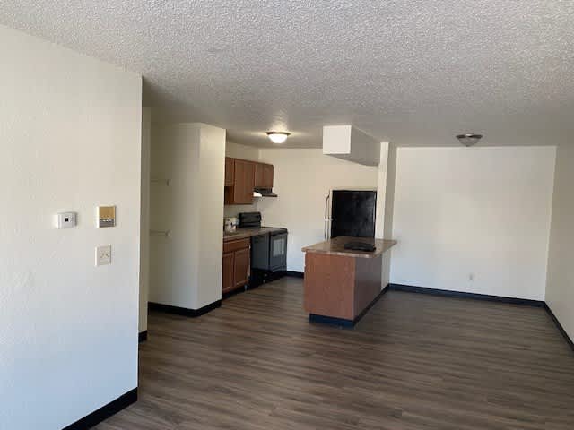 525 13th St S – photo 3