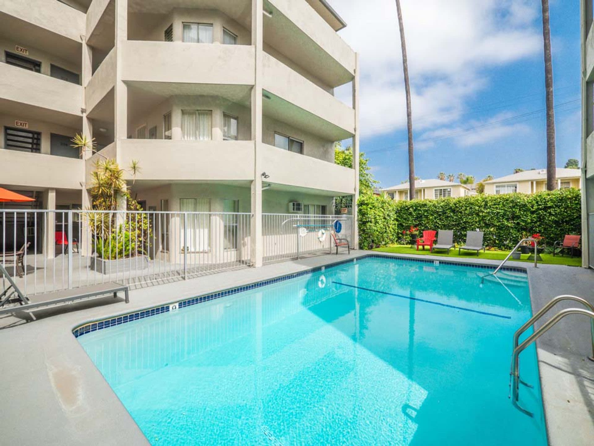 1815 N. Harvard Blvd. – photo 5
