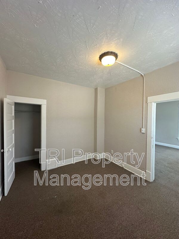 414 13th Ave – photo 4