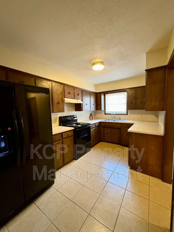 4802 South U – photo 3