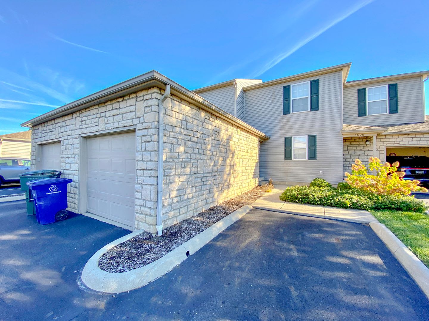Beautiful Bethel Commons Condo For Rent In Dublin Schools – photo 3