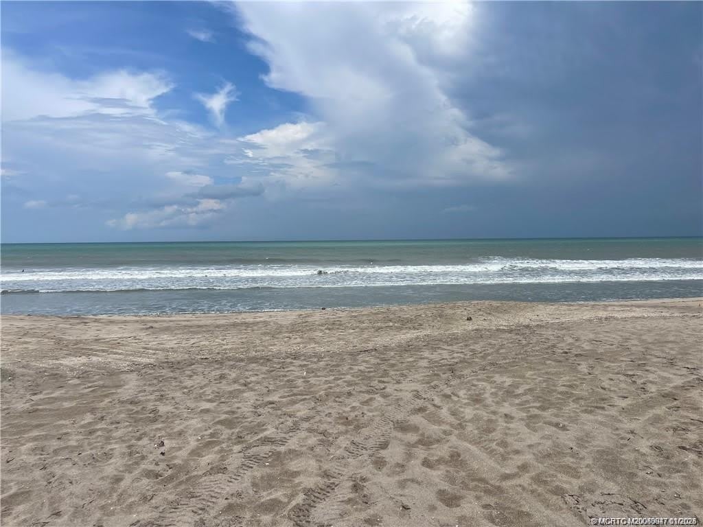 2355 NE Ocean Boulevard – photo 3