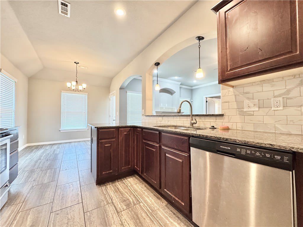 4687 W Croft Drive – photo 4