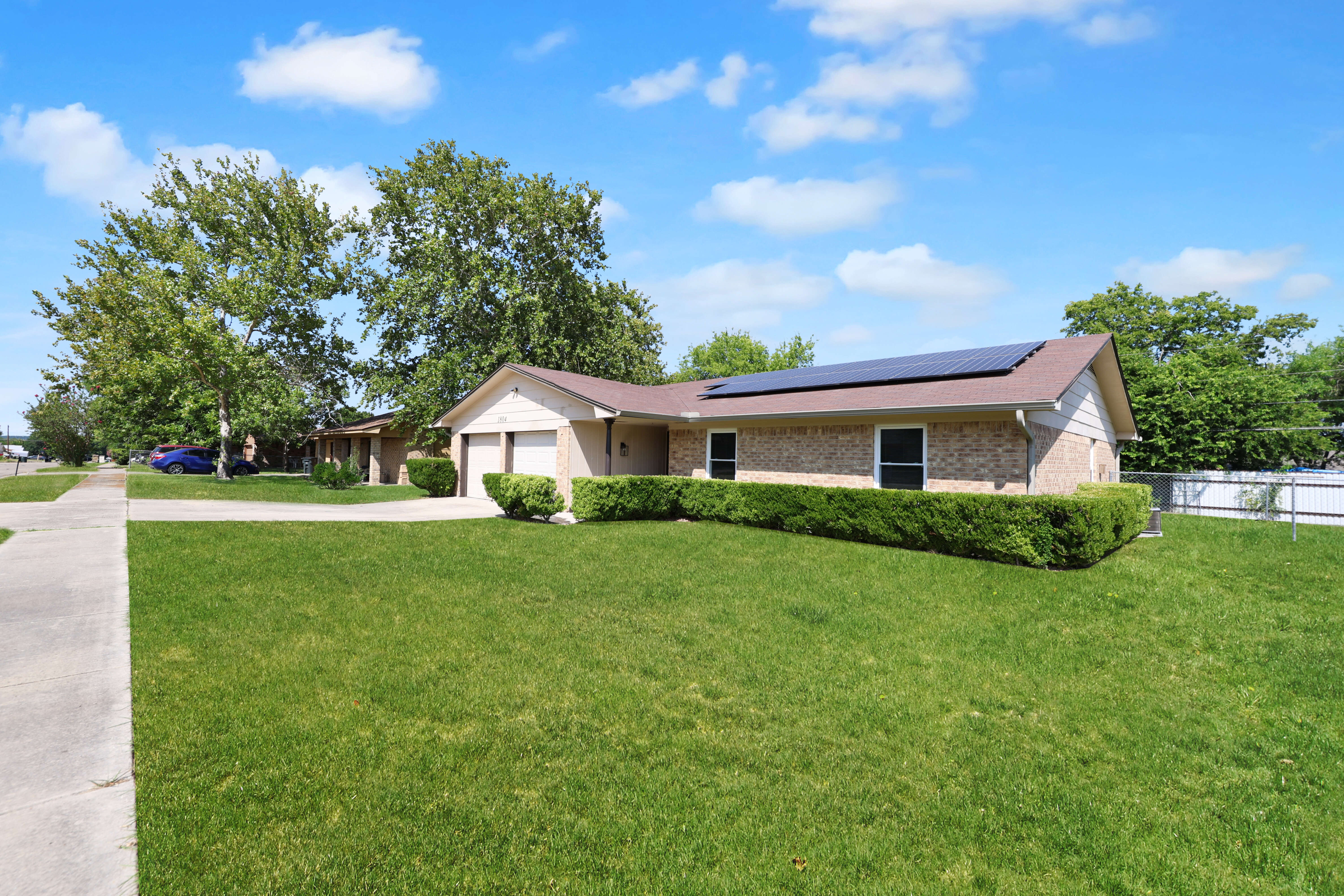 1804 Ruiz Dr – photo 3