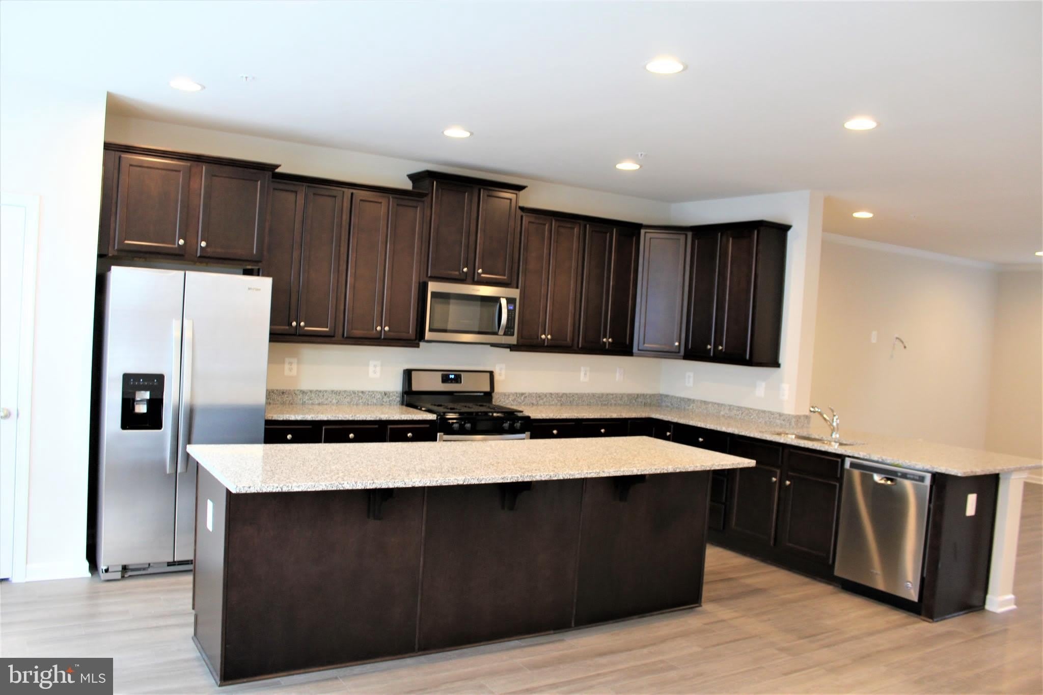 6050 KRANTZ Drive – photo 4