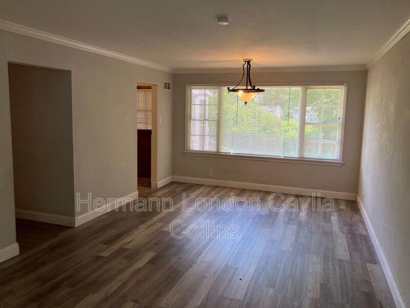 10072 Ashbrook Dr – photo 3
