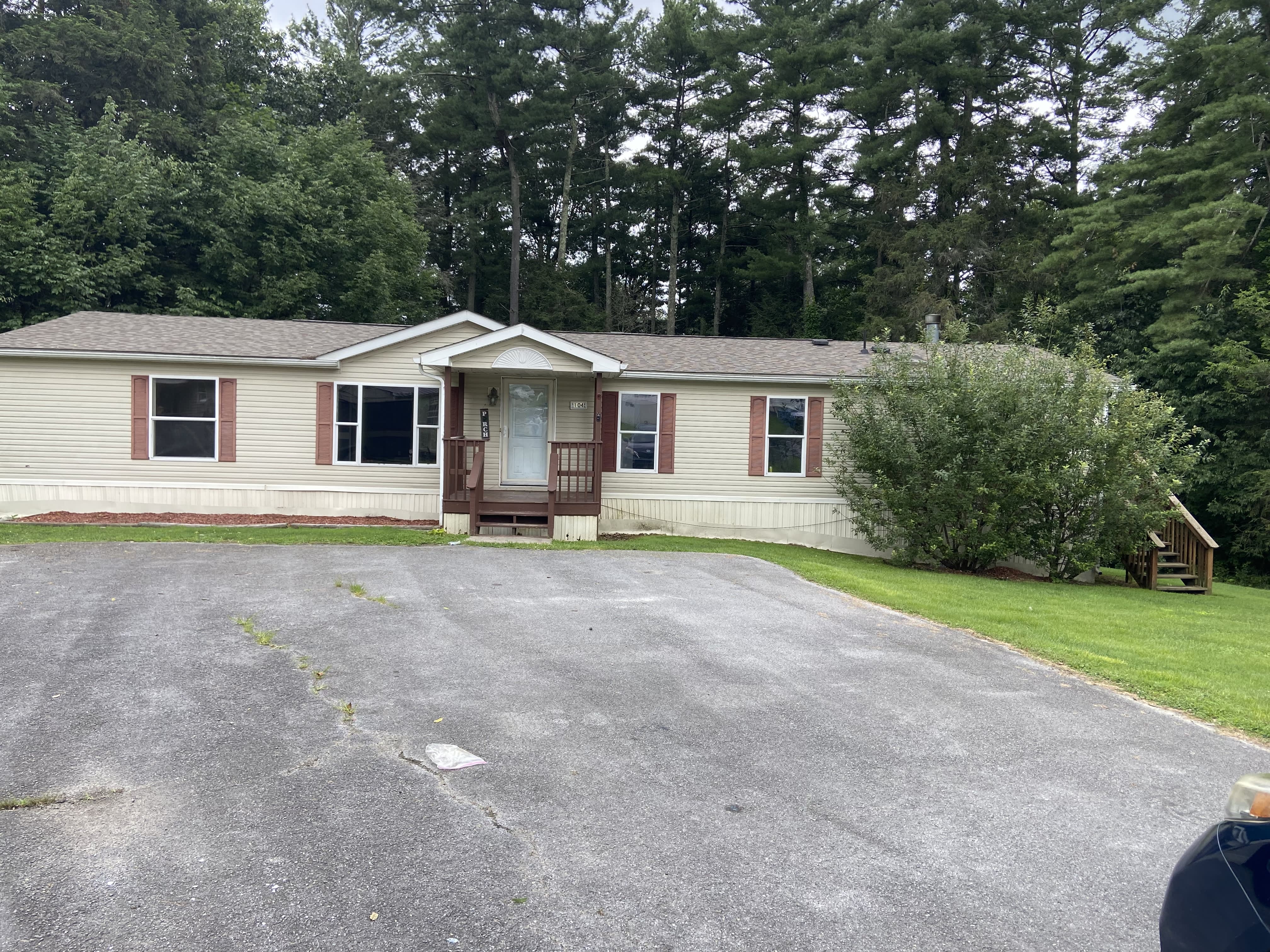 104 Stoney Point – photo 1