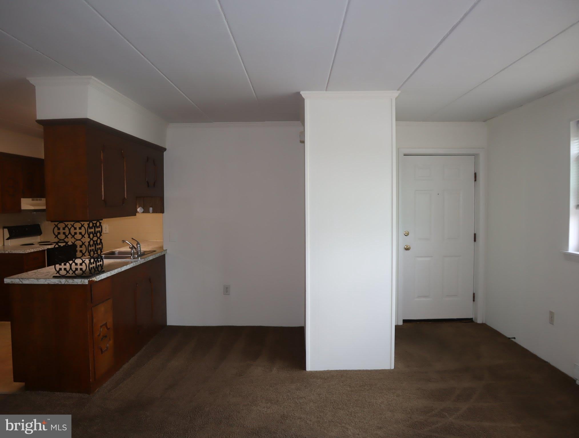319 CAMDEN Avenue – photo 4