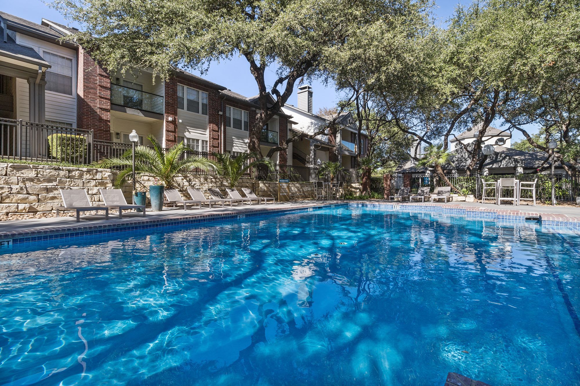 Charleston Apartment Homes – photo 4