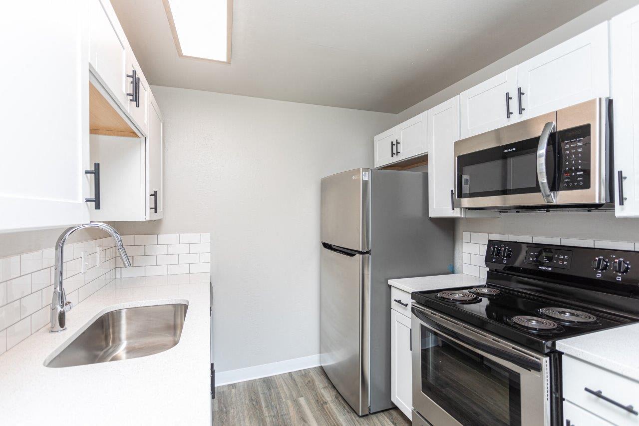 Central Pointe – photo 1