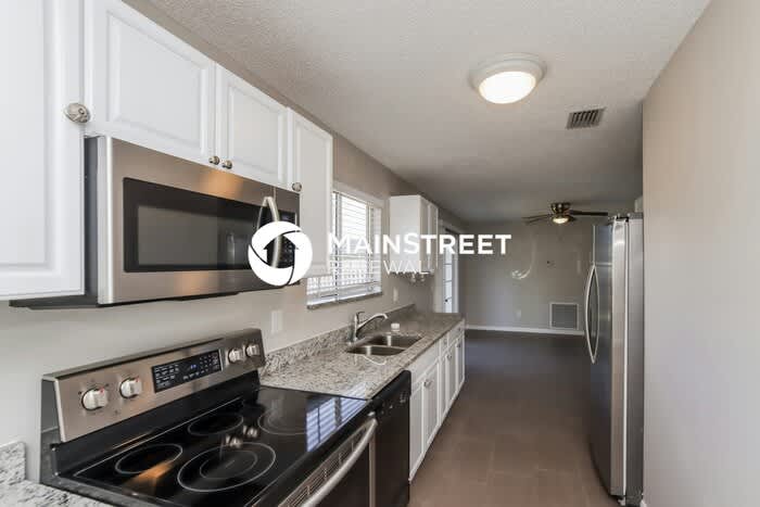 861 Americana Boulevard Northwest – photo 4