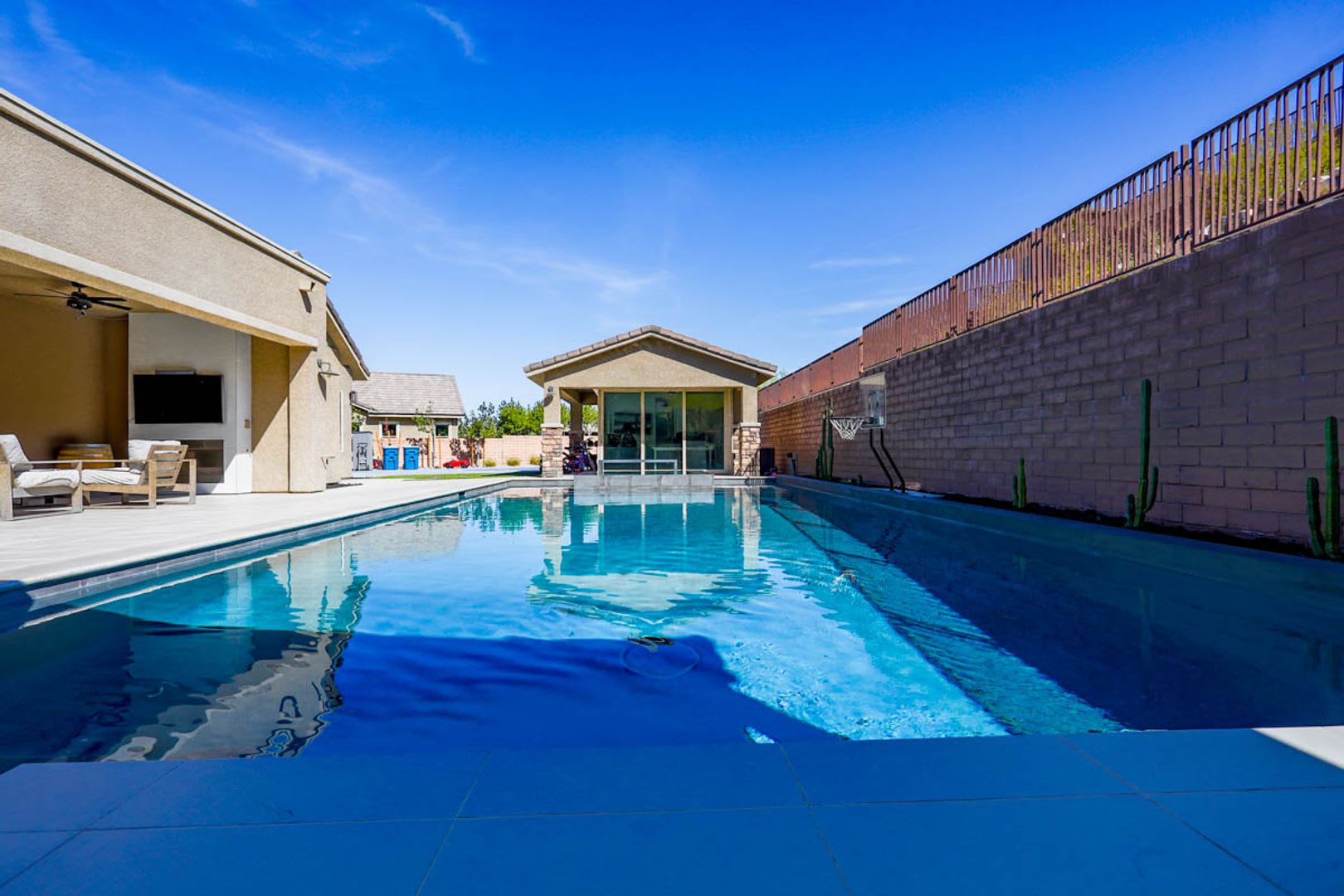 Single Story Pool Home In Reverence Guard Gated Community – photo 1