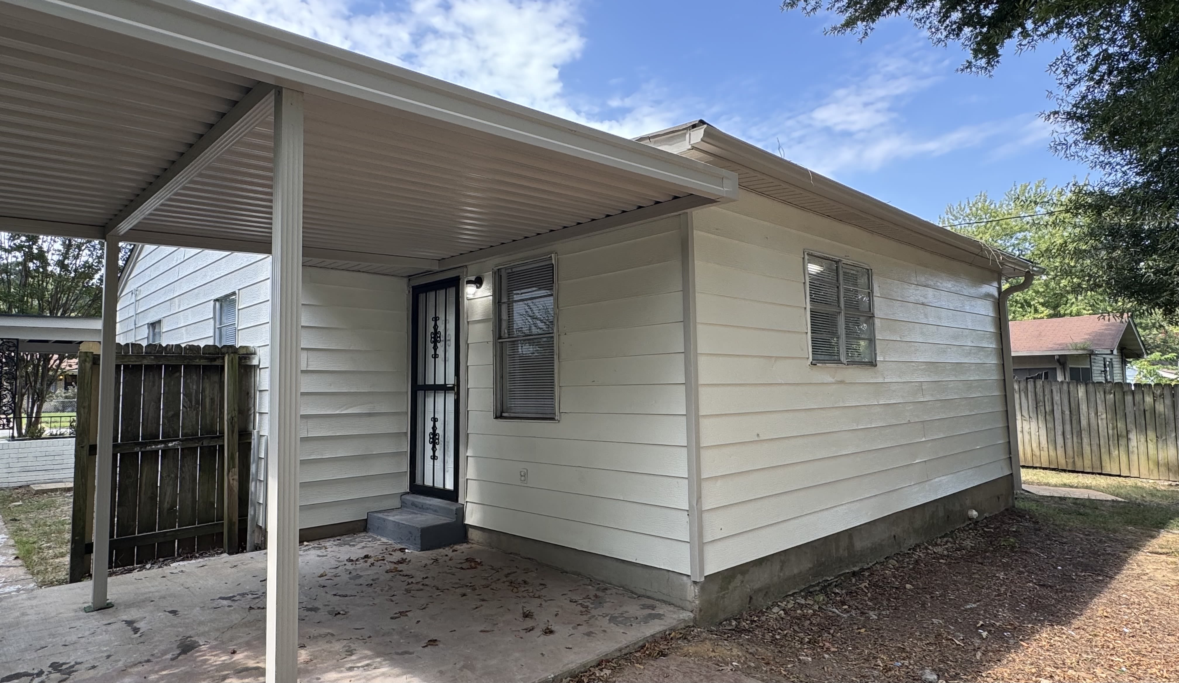 612 Frayser Dr – photo 3