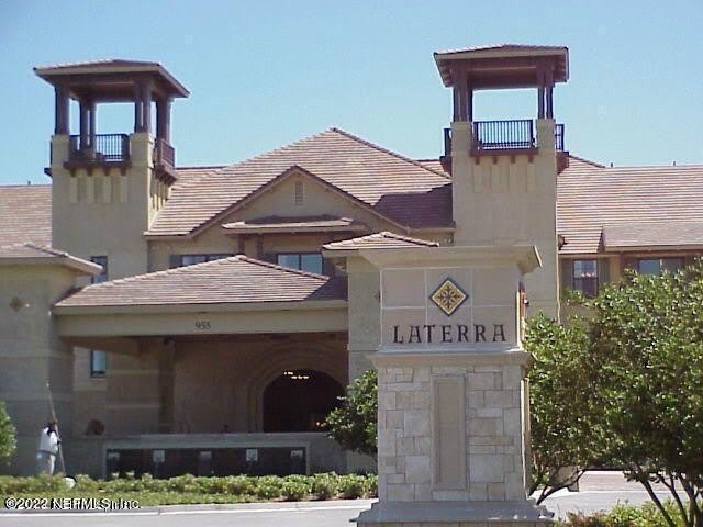 965 Registry Boulevard – photo 1