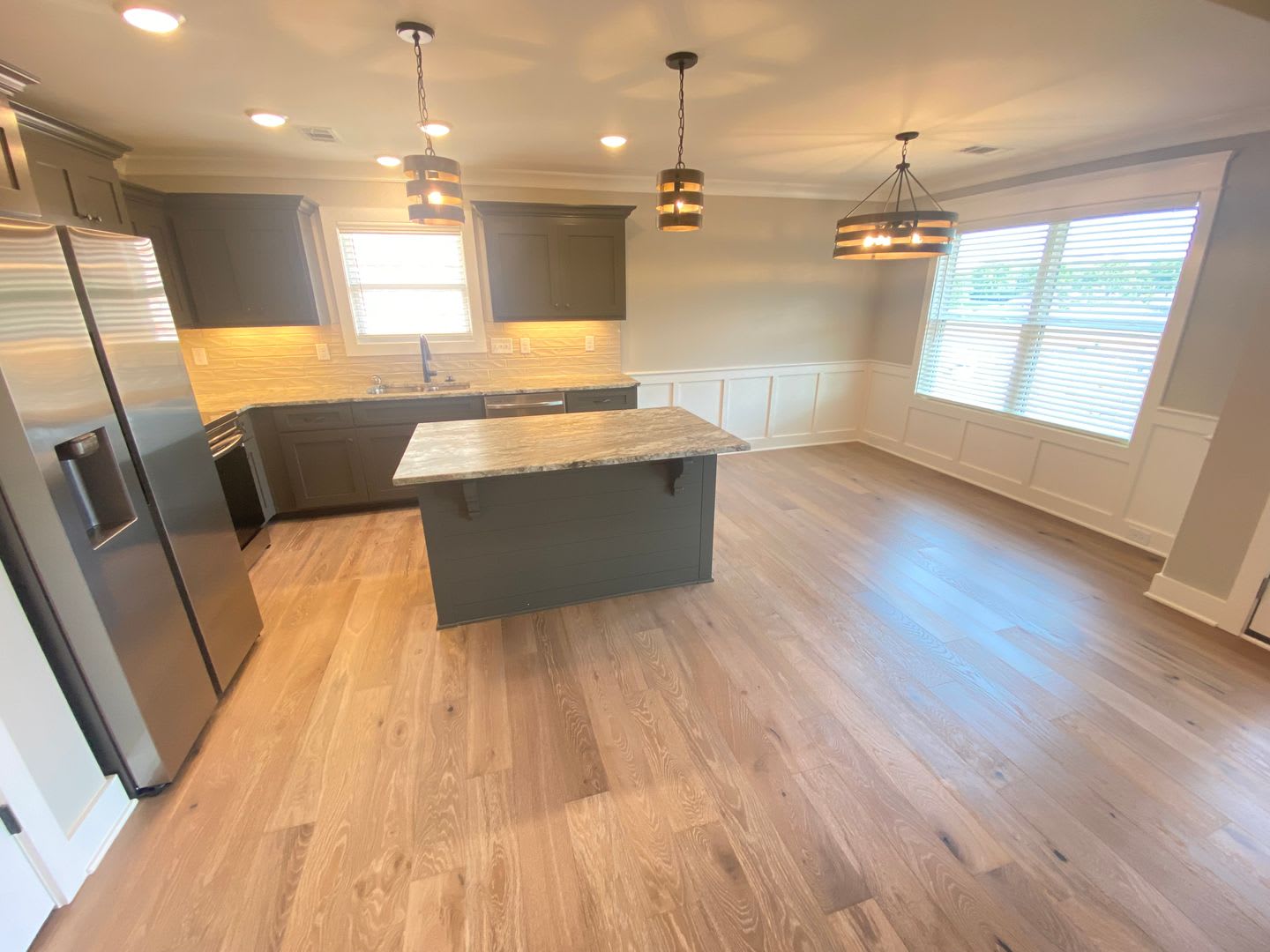 For Lease – photo 5
