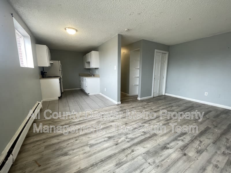 1676 Hanover St – photo 3