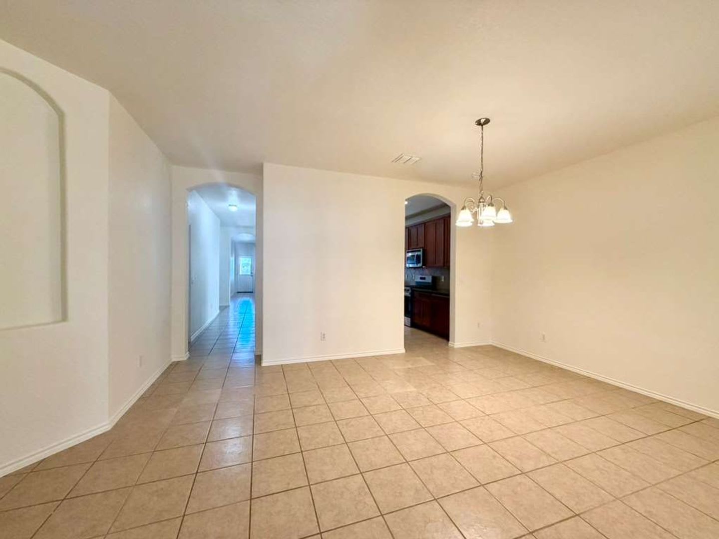 Discover Spacious One-Story Living in Mockingbird Heights! – photo 4