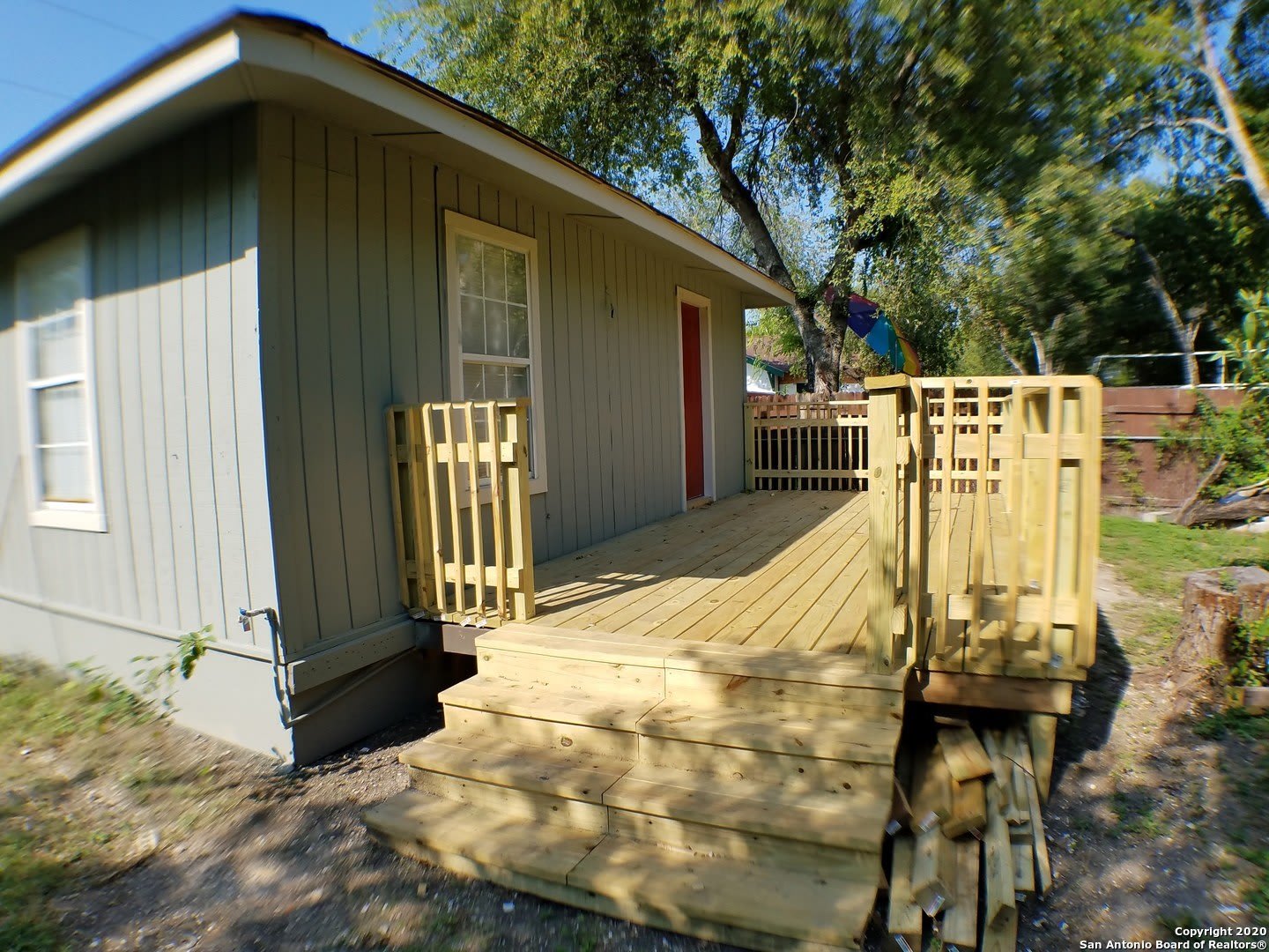 5019 HEMPHILL DR – photo 2