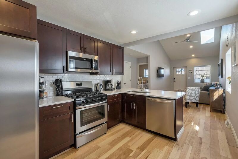3331 N Lafayette St – photo 1